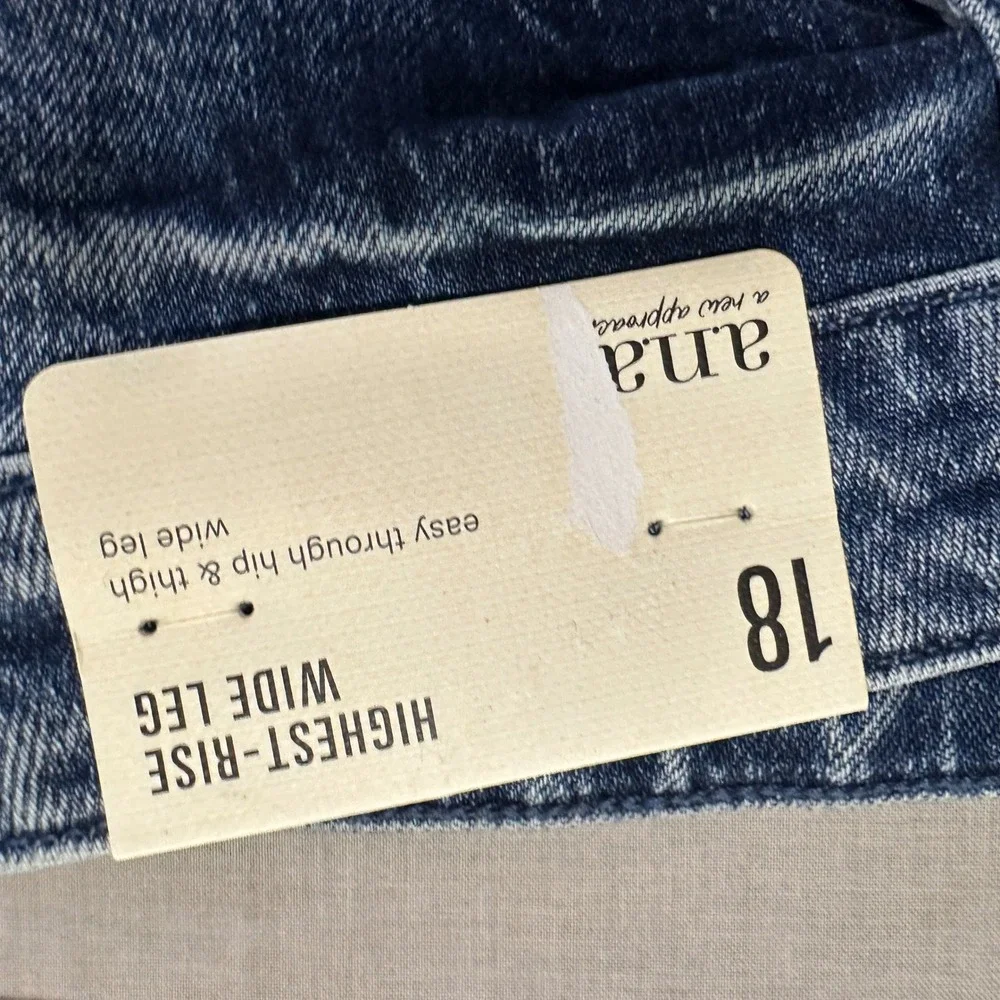 a.n.a Women's 18 Wide Leg Jeans Blue Highest Rise Studded Star Med Charm NEW